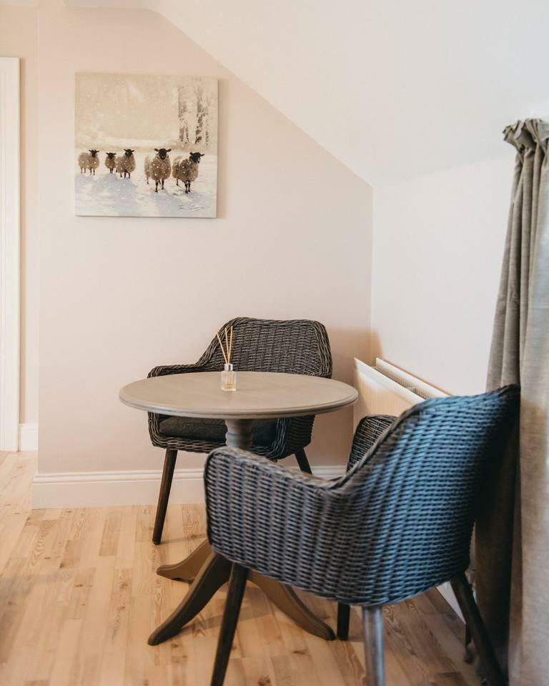 Hill House Apartment Maghera  エクステリア 写真