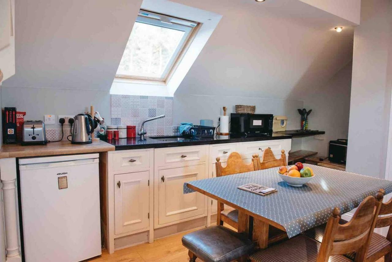 Hill House Apartment Maghera  エクステリア 写真